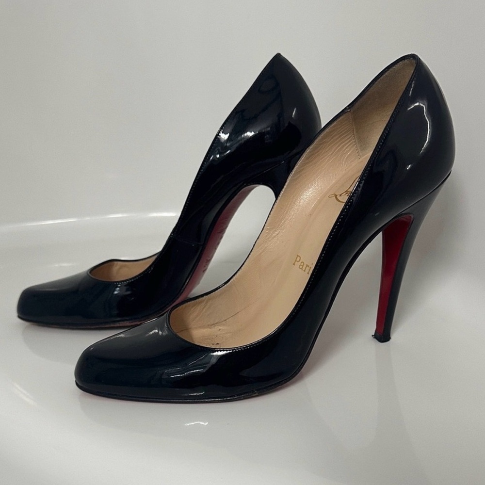 Christian Louboutin Collete Patent Leather -Black- EU 38 (US 7.5-8)